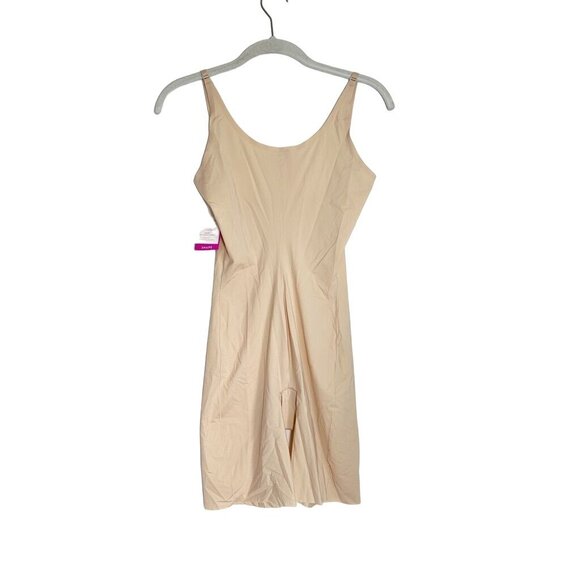 SPANX Thinstincts Open-Bust Mid-Thigh Bodysuit in Soft N*ude - Sz M - NWT - Picture 3 of 10